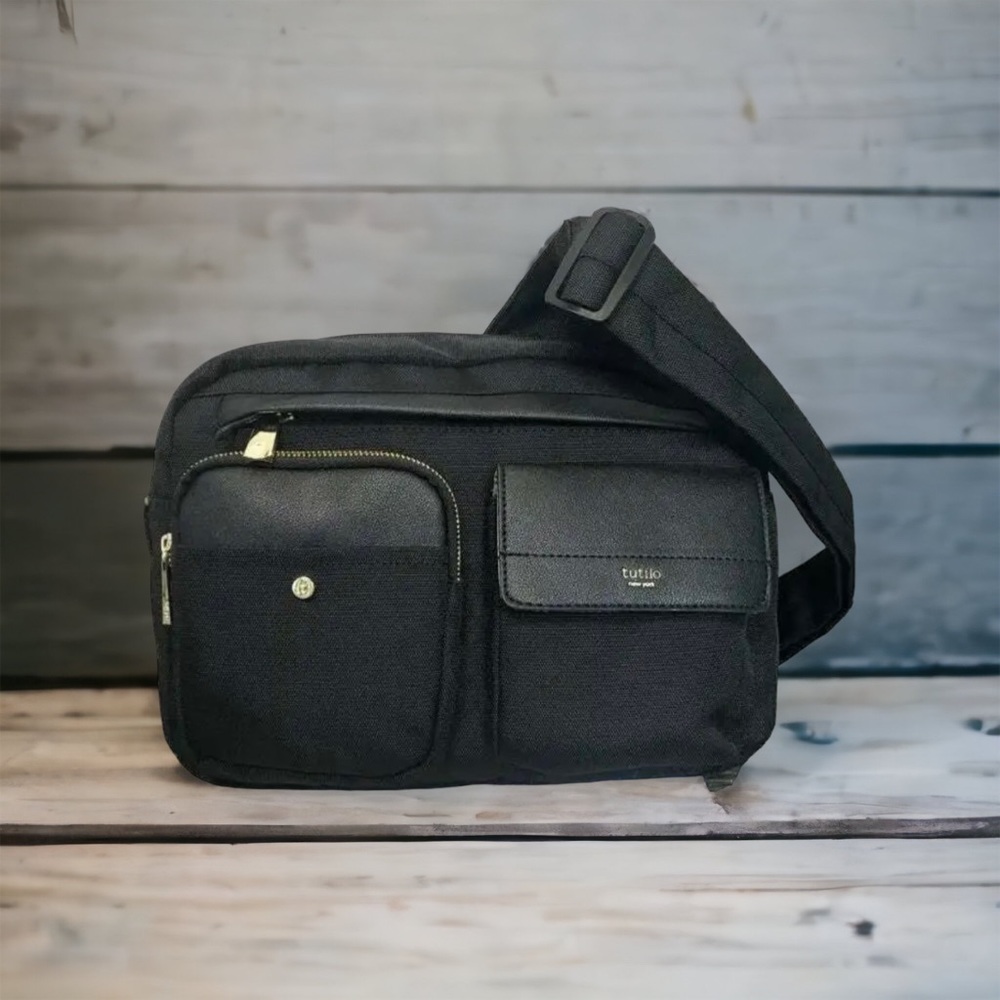 Tutilo black canvas sling bag